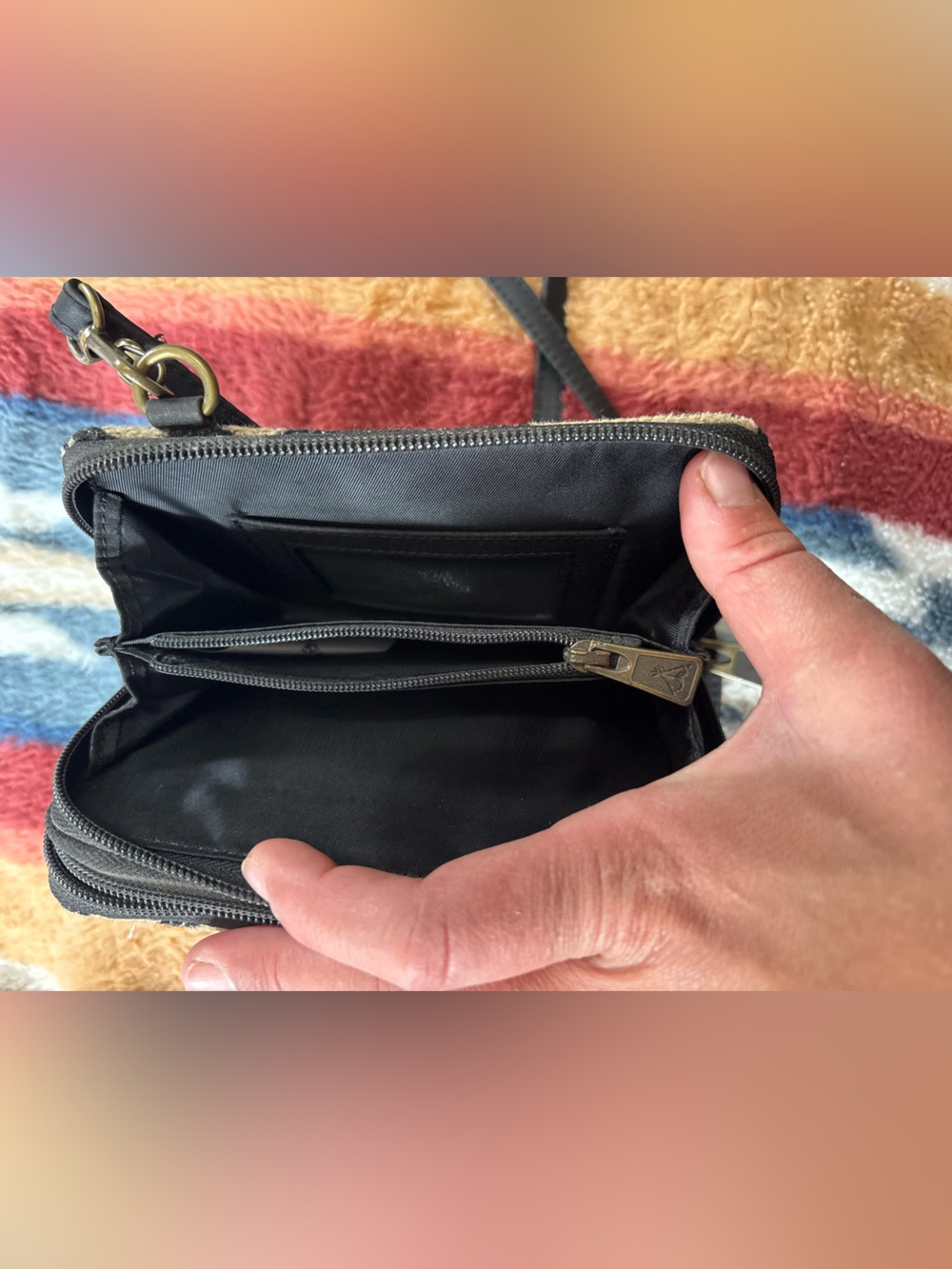 Pendleton Black Harding Small Purse - Picture 3 of 3